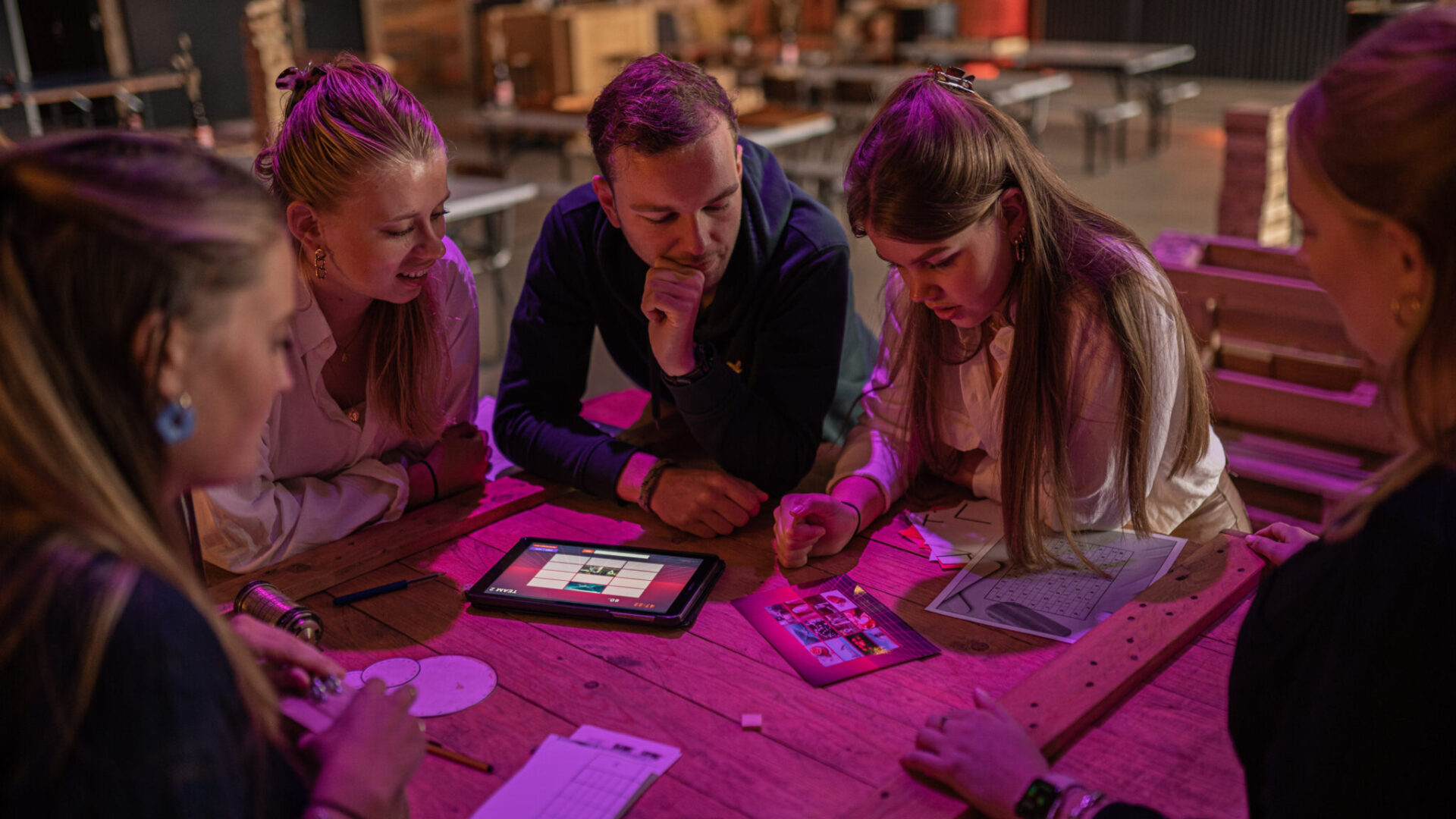 Let’s Connect & Collab!